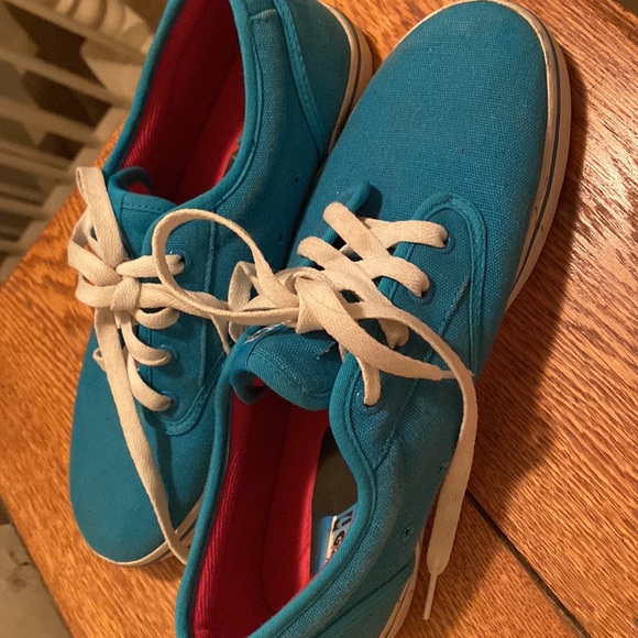 Teal Globe Motley Sneakers - Picture 3 of 3